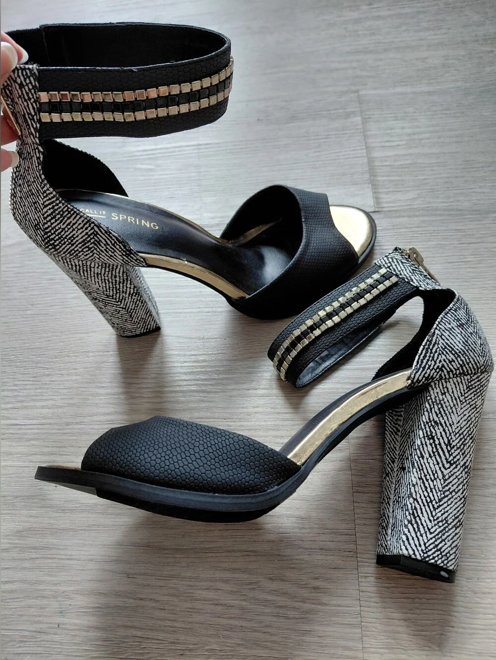 Call It Spring Black & White Patterned Block Heel Sandals Size 9